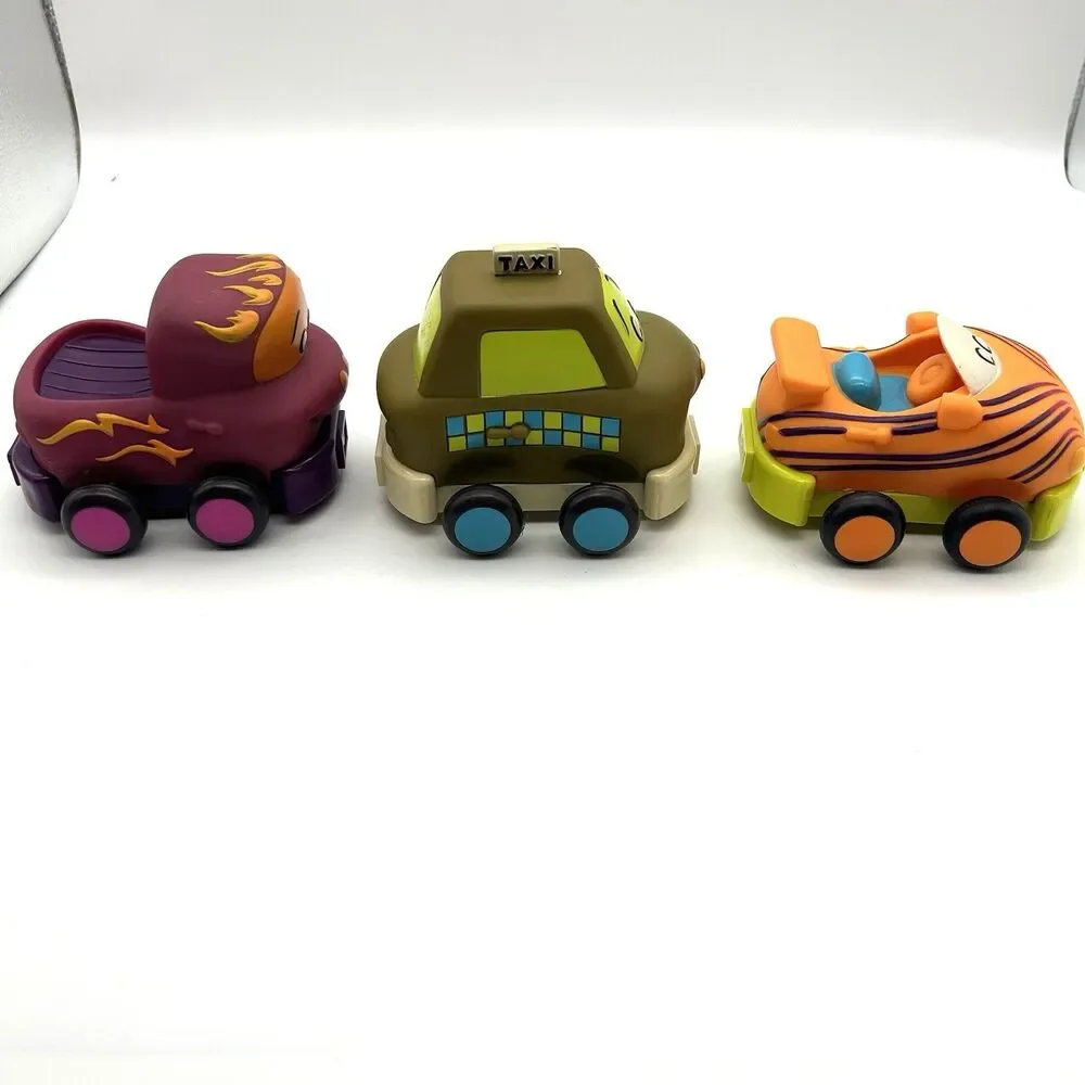 Battat Just B Toys Wheels Pull Back Car Toy Lot of Three 3 Taxi Flame Car Tiger